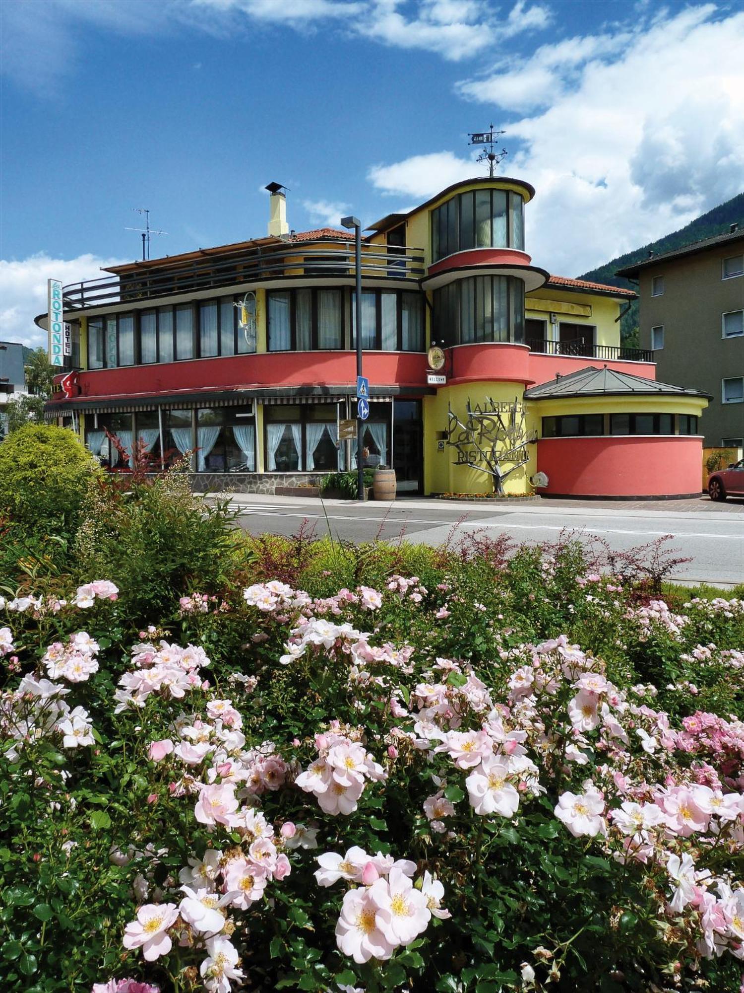 Hotel La Rotonda Pergine Valsugana Exterior foto